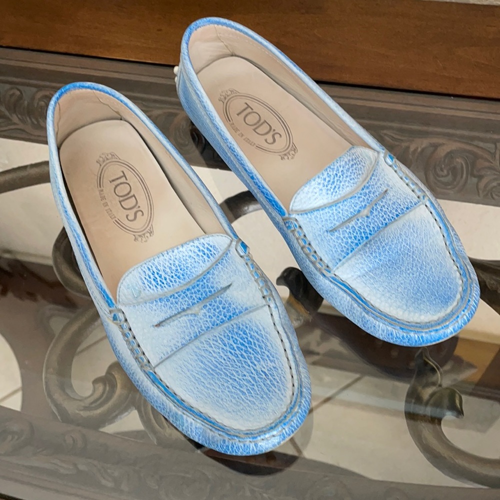 TOD'S Leather Gommino Shoes💙